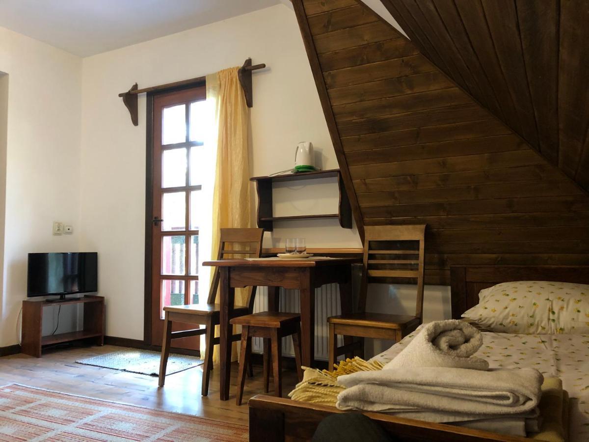 Gosciniec Pod Smrekami Bed & Breakfast Czorsztyn Luaran gambar